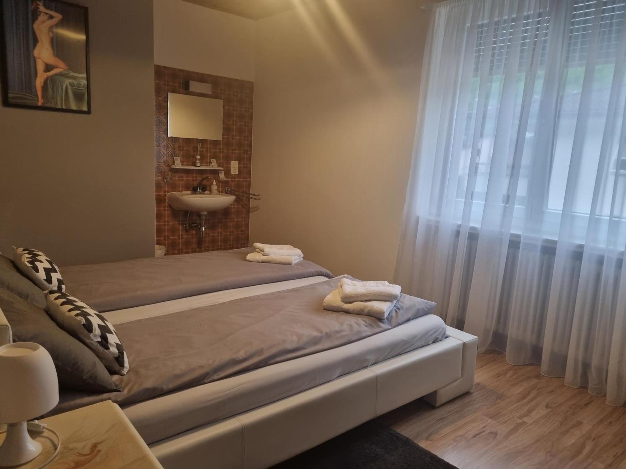 Ristorante Pizzeria Al Posta, Con Alogio Ξενοδοχείο Malvaglia Εξωτερικό φωτογραφία